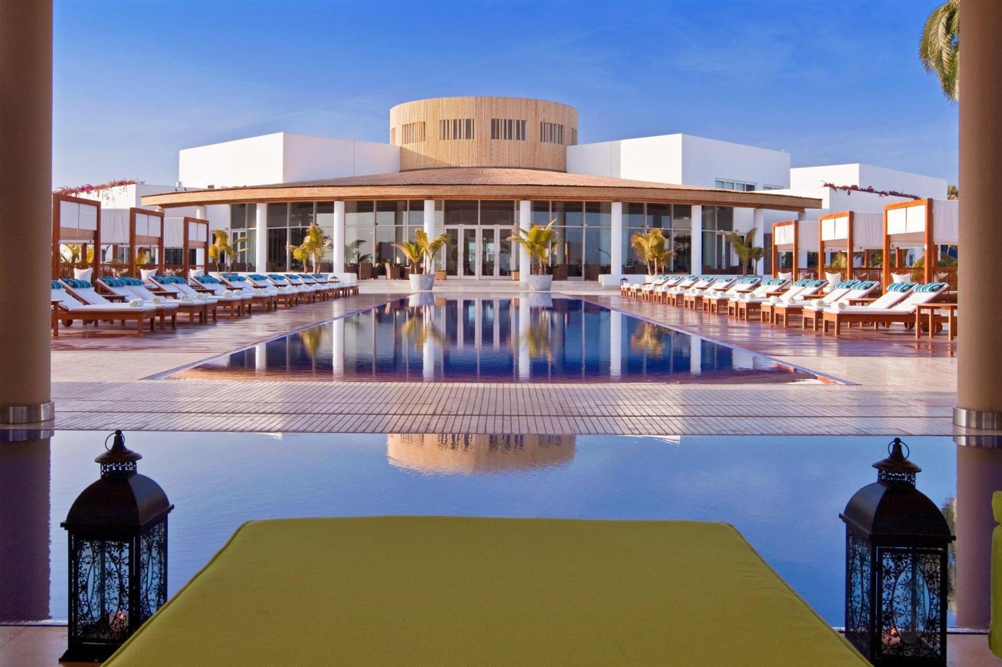 ホテル パラカス ア ラグジュアリー コレクション リゾート パラカス エクステリア 写真 The Royal Mirage Hotel