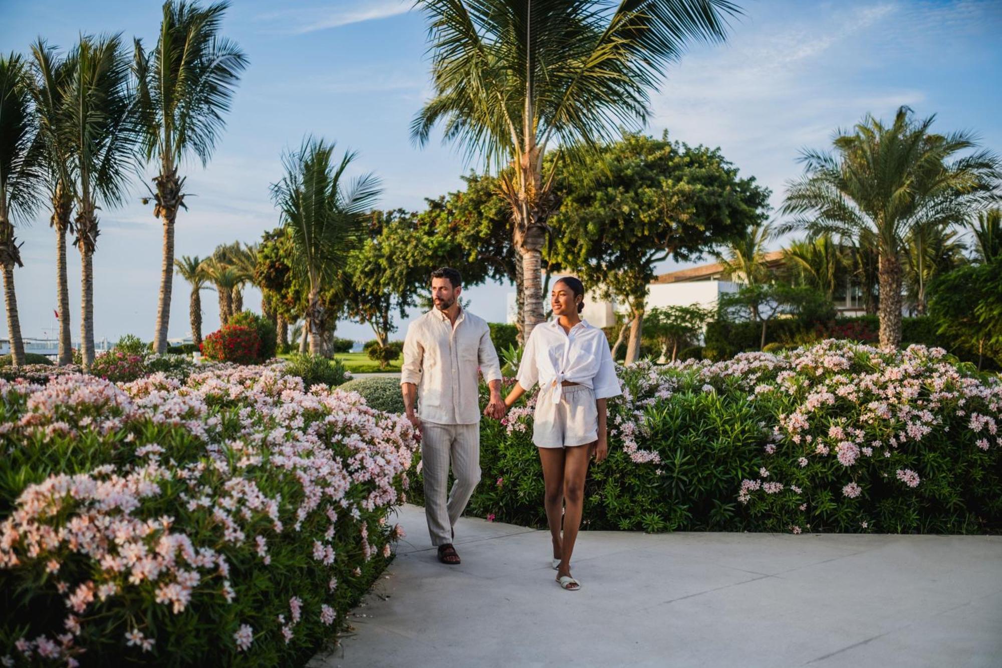 ホテル パラカス ア ラグジュアリー コレクション リゾート パラカス エクステリア 写真 The Beach at The St. Regis Maldives